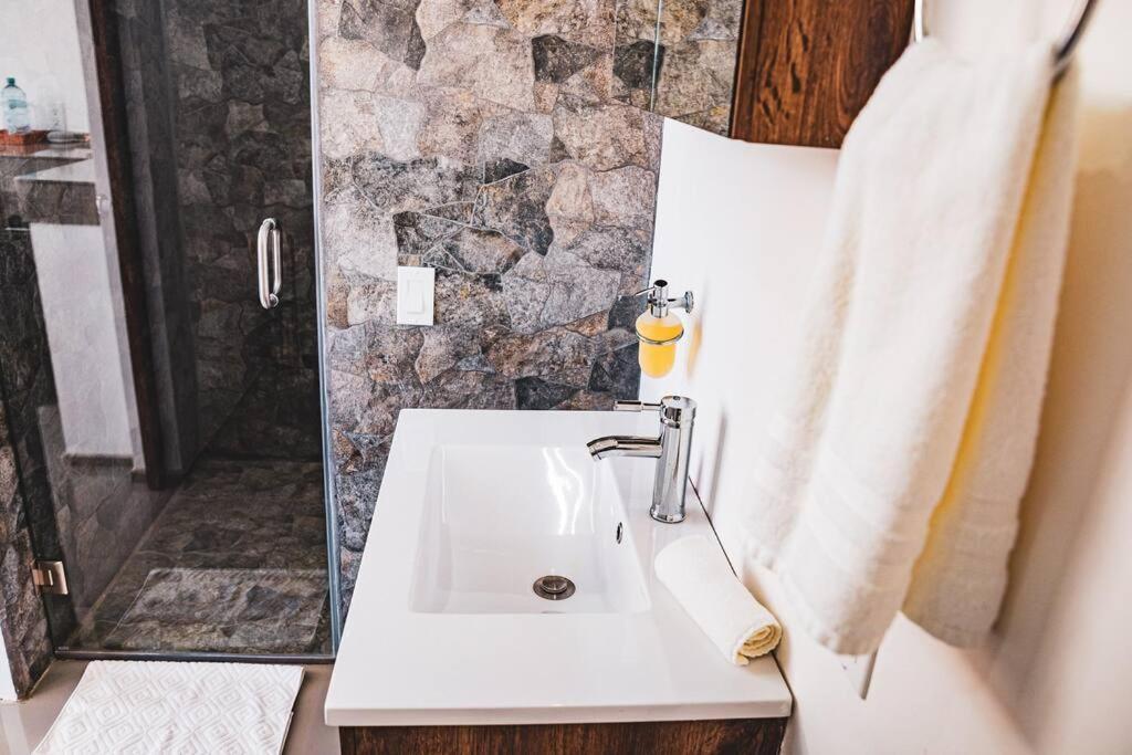 Cabana El Alamo Con Jacuzzi Βίλα Valle de Guadalupe Εξωτερικό φωτογραφία